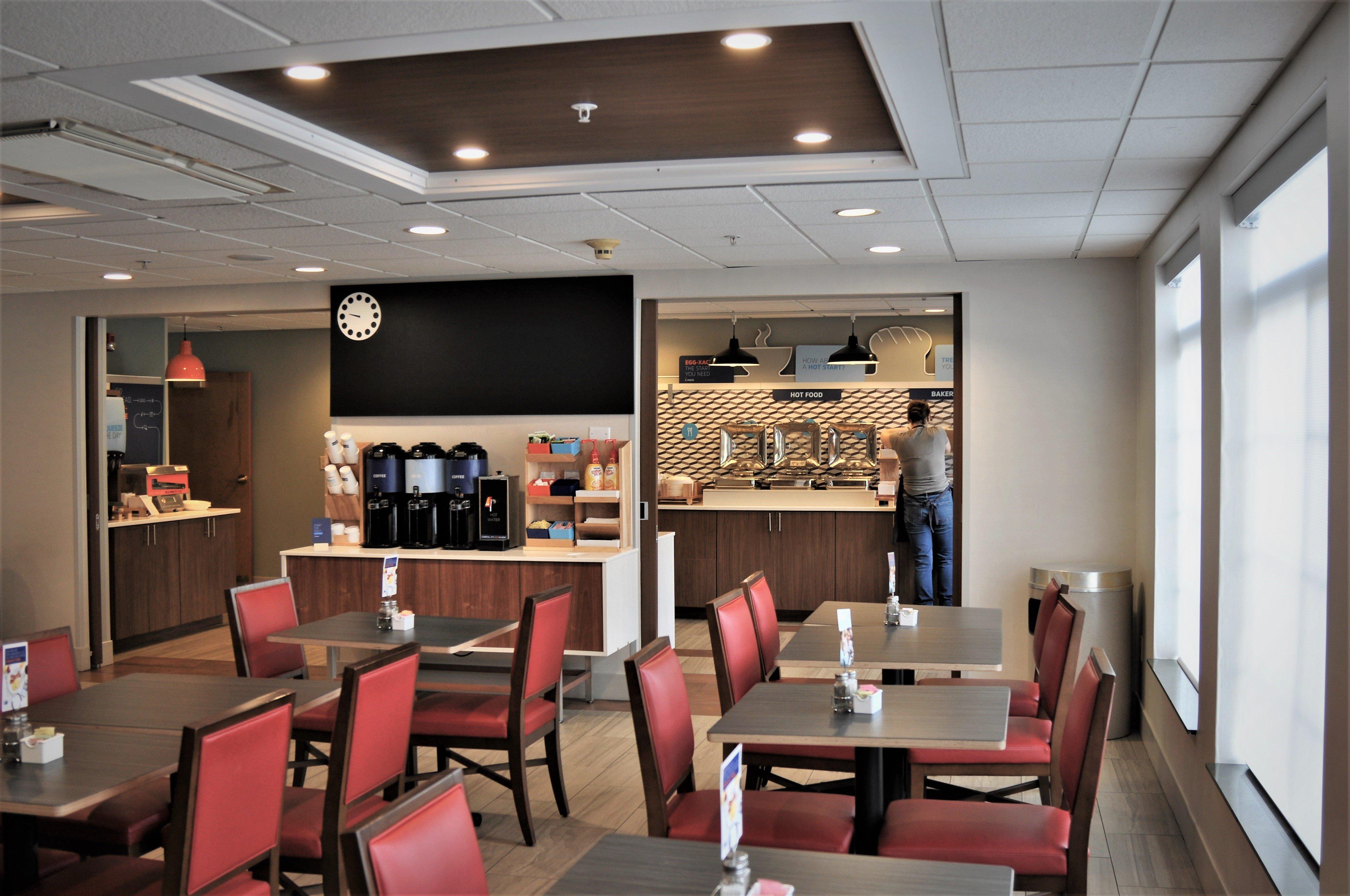 Holiday Inn Express Hotel & Suites Boston - Marlboro By Ihg Hudson Buitenkant foto